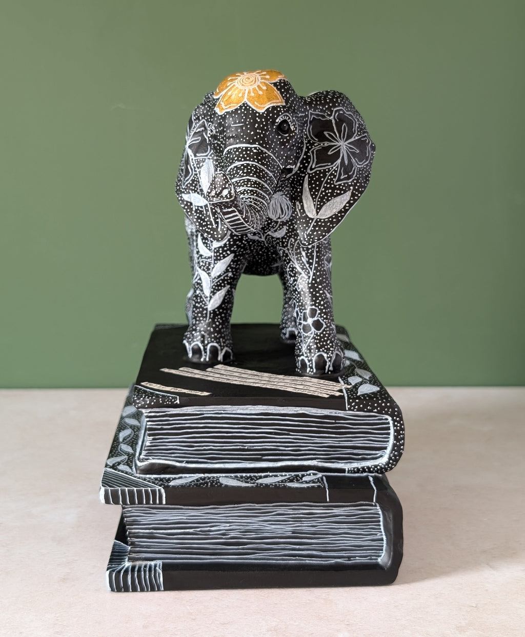 Tieghan The Elephant